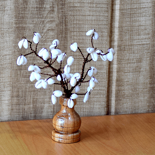 Kauri Bouquet-Natural Kaudi-Conch-27 Beads