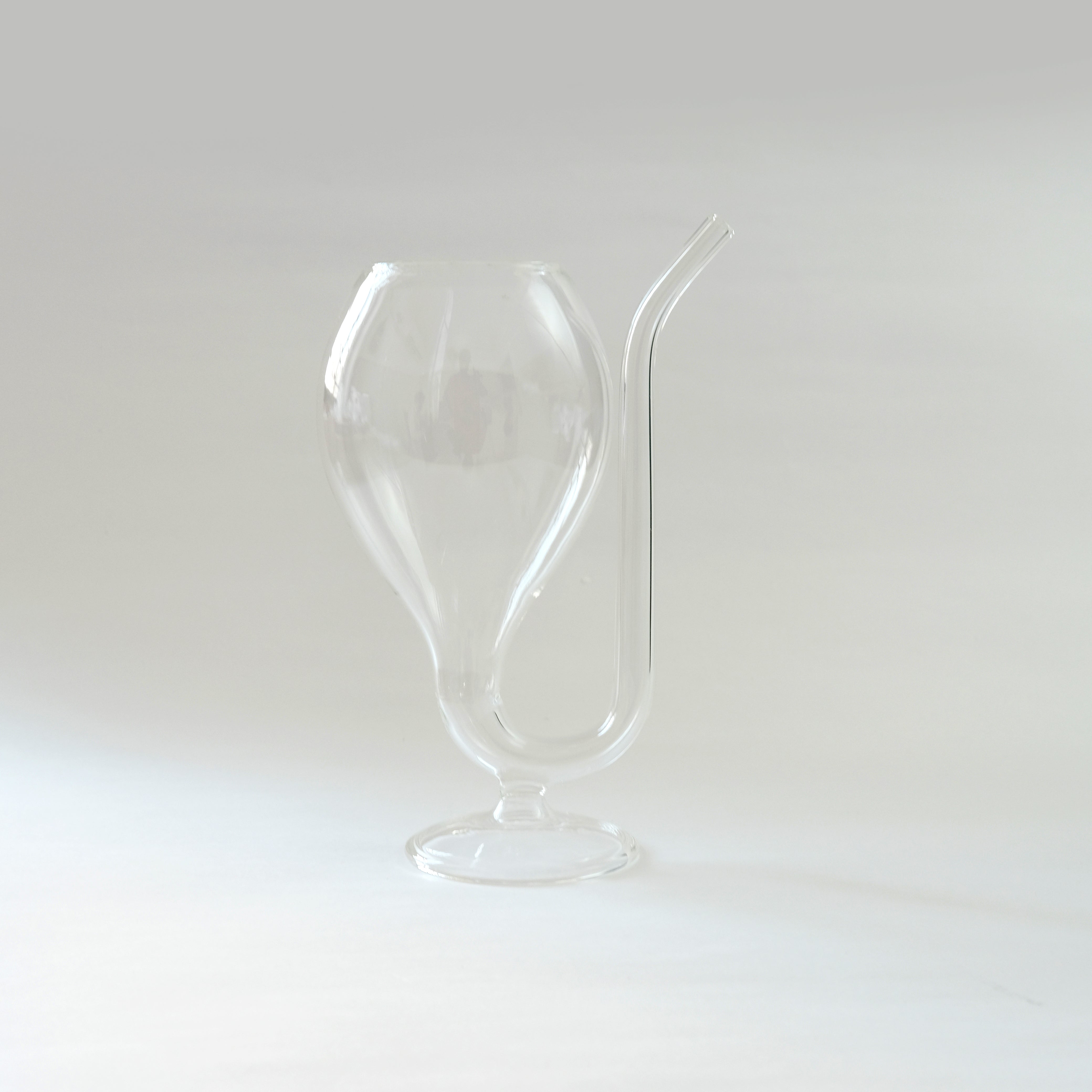 Mithilashri Wine Shape Glass with built-in straw (250 ml)